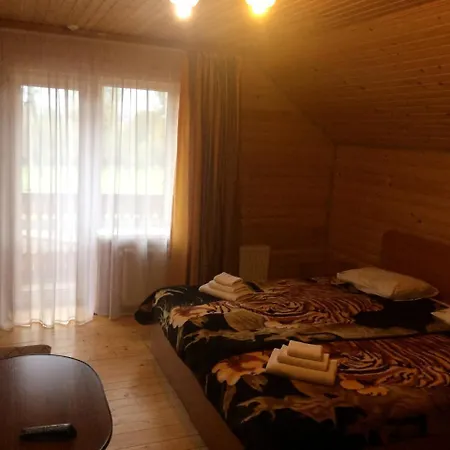 Sribni Rosy Hotel Mykulytschyn