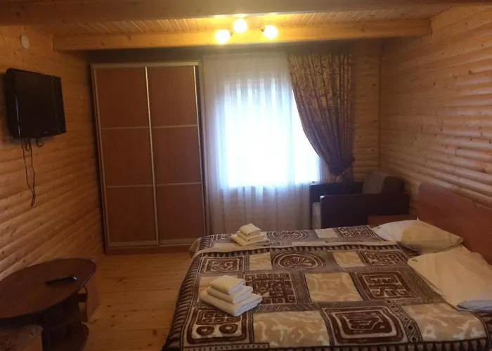 Sribni Rosy Otel Mykulychyn